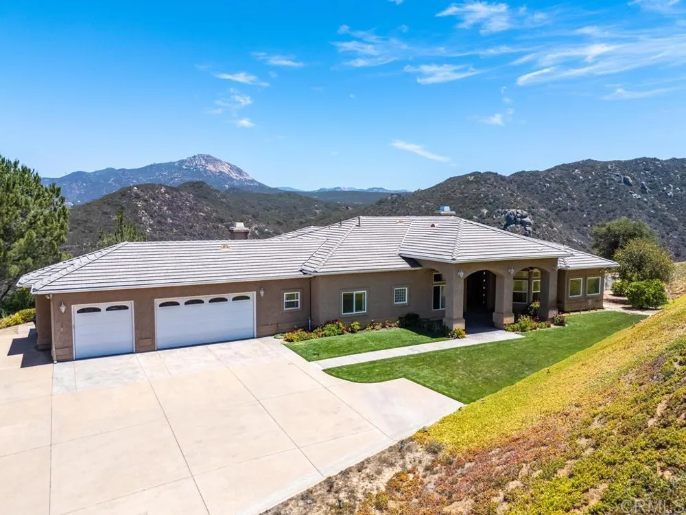 2696 Firebrand Place Alpine, CA 91901