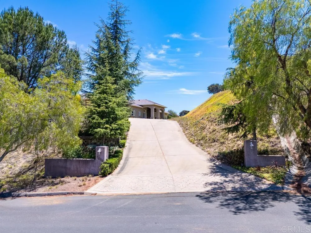 2696 Firebrand Place Alpine, CA 91901
