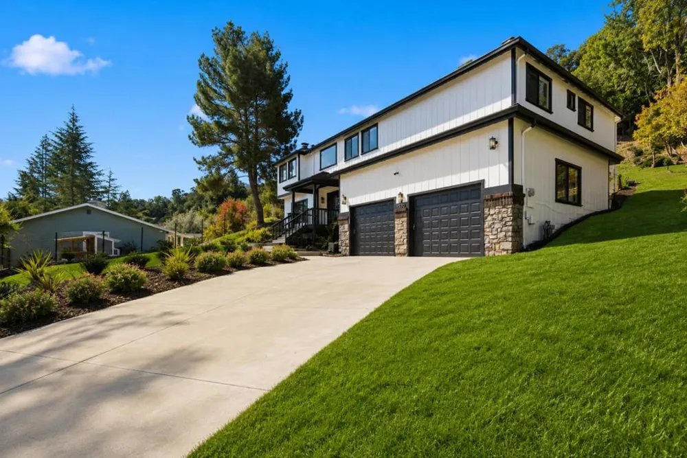 1510 Welburn Avenue Gilroy, CA 95020