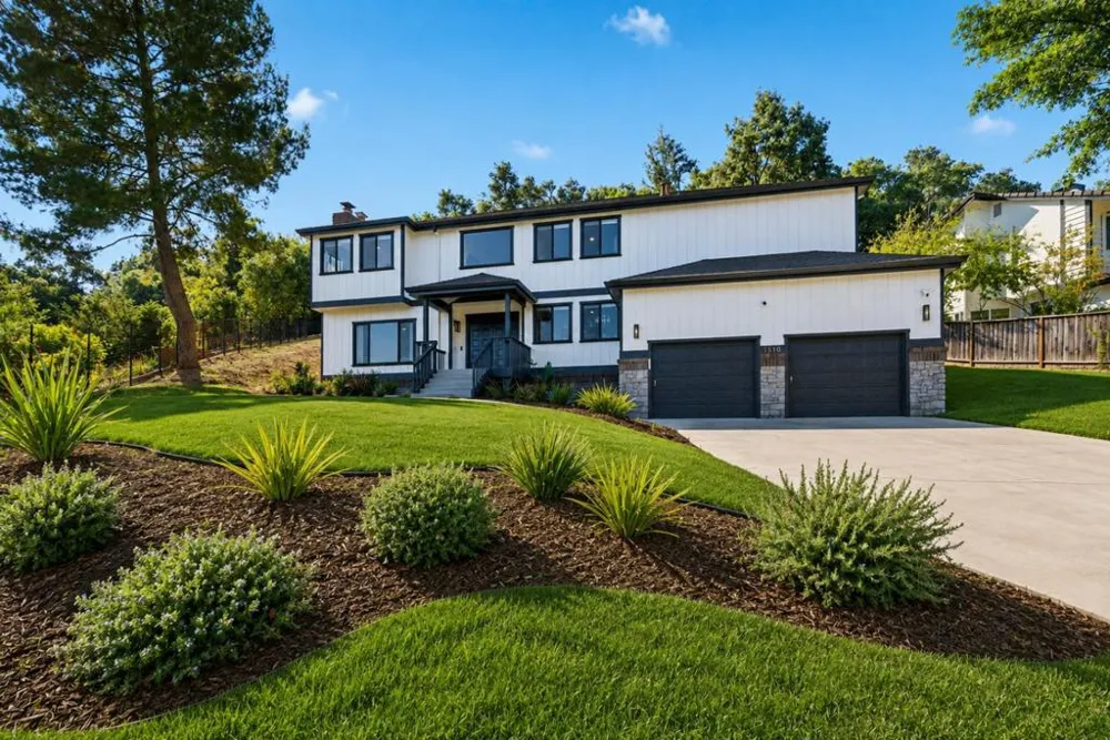 1510 Welburn Avenue Gilroy, CA 95020