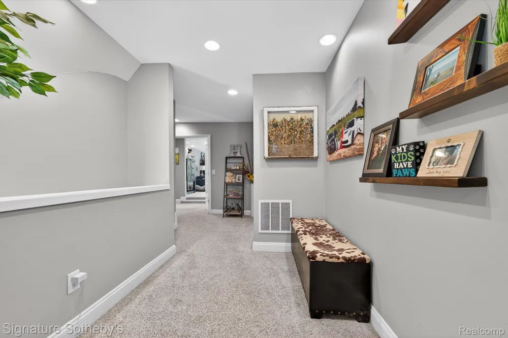 30650 Lahser Road Beverly Hills Village, MI 48025
