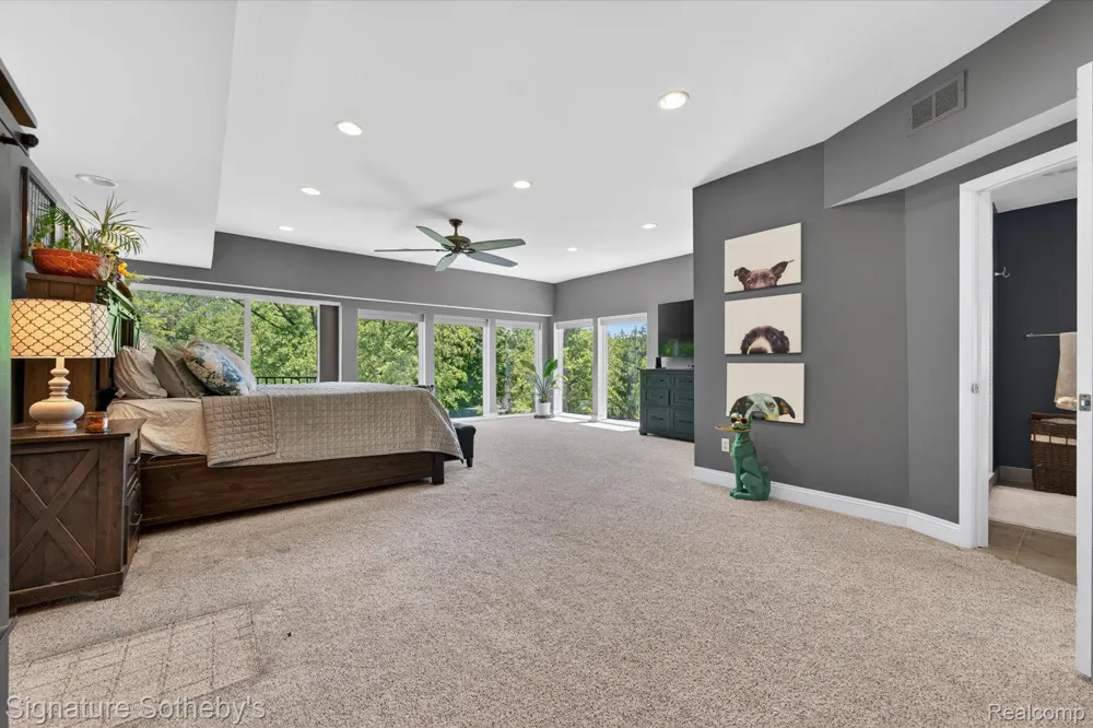 30650 Lahser Road Beverly Hills Village, MI 48025