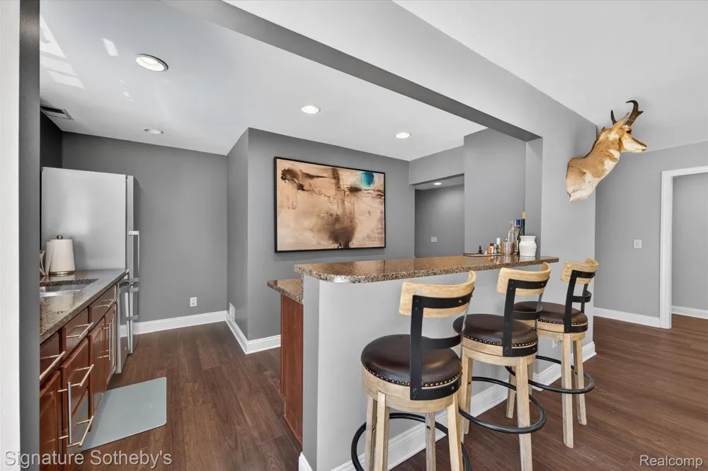 30650 Lahser Road Beverly Hills Village, MI 48025