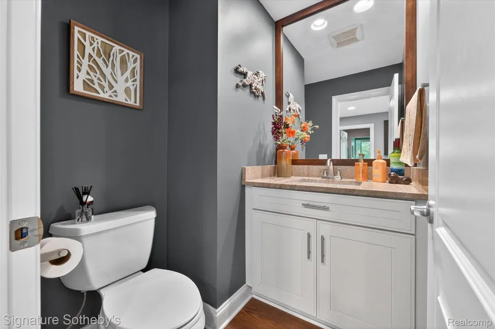 30650 Lahser Road Beverly Hills Village, MI 48025