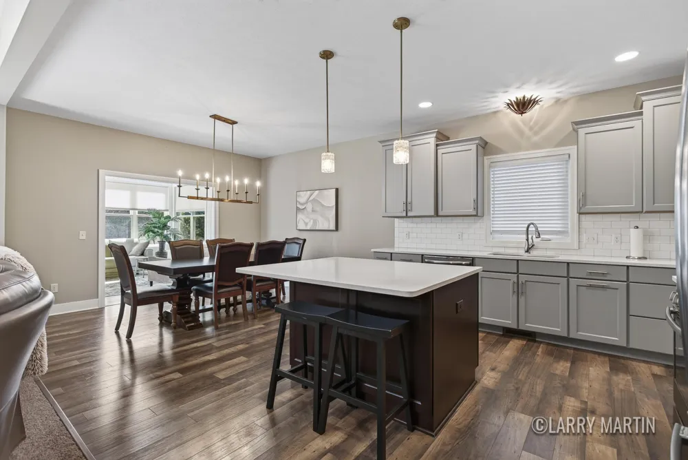 5982 Canal Avenue SW Wyoming City, MI 49418