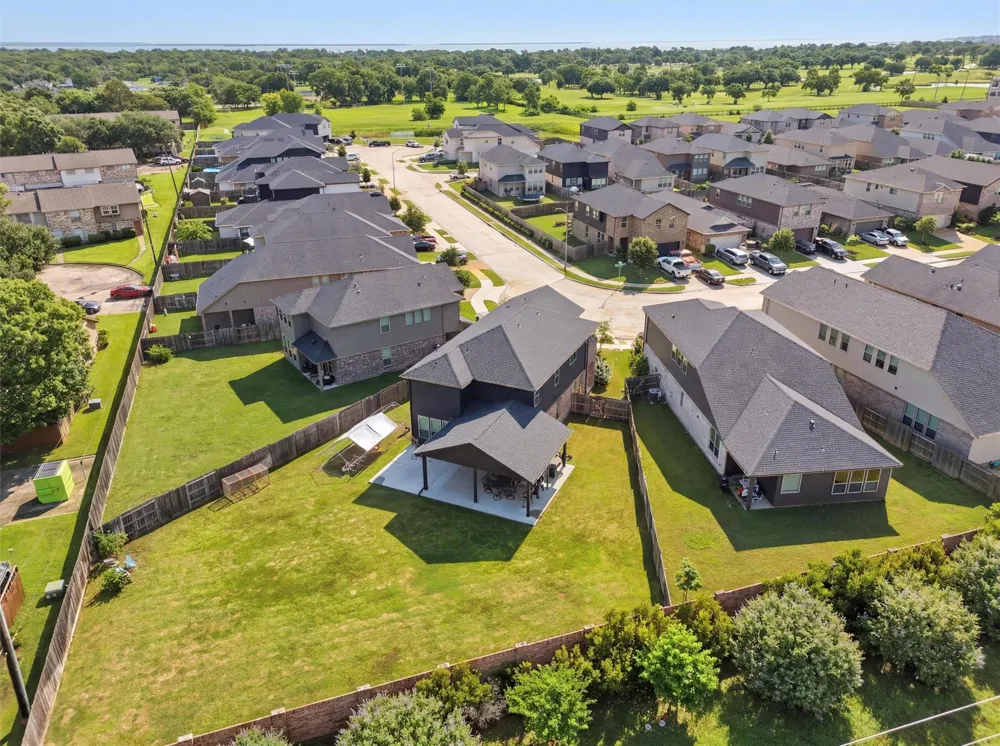 132 Wedgewood Trace Lane La Porte, TX 77571