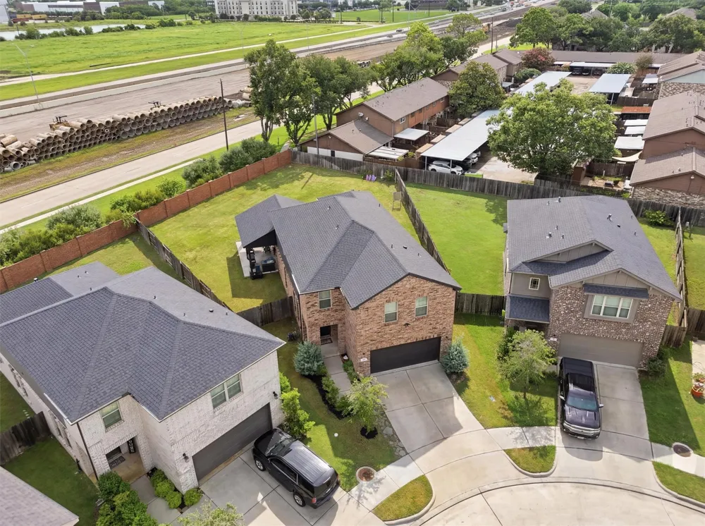 132 Wedgewood Trace Lane La Porte, TX 77571