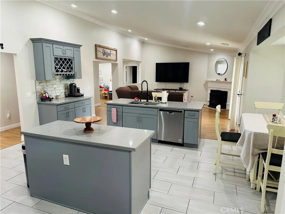 11131 Arcadia Apple Valley, CA 92308