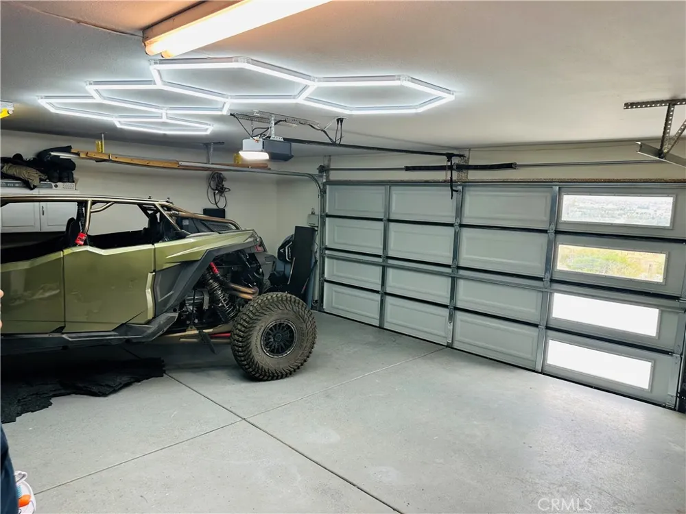 11131 Arcadia Apple Valley, CA 92308