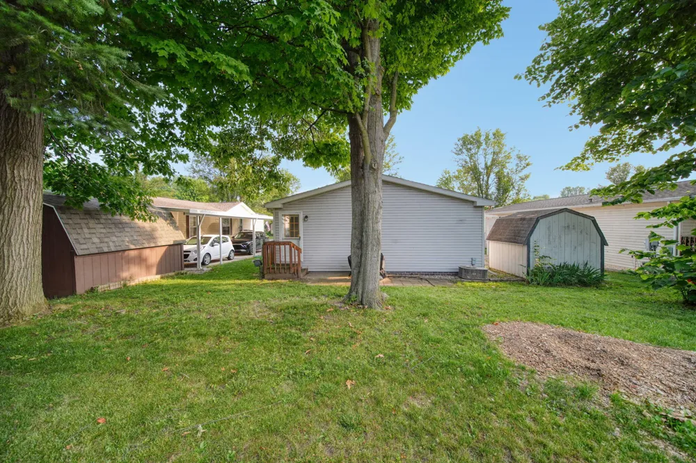 510 Missouri River Court Adrian, MI 49221