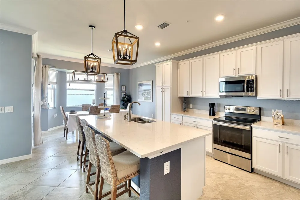 850 TIDEWATER SHORES LOOP #402 Bradenton, FL 34208