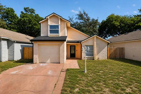 1243 PIN OAK DRIVE