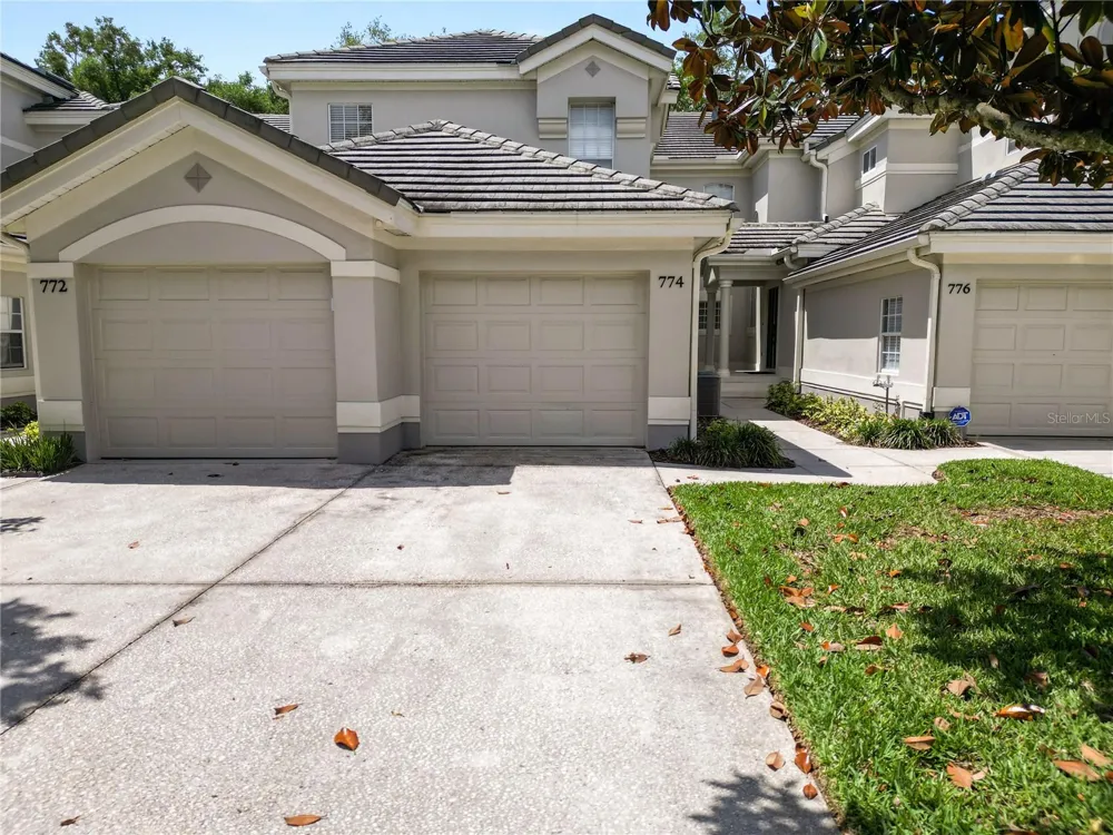 774 GRASSLANDS VILLAGE CIRCLE #88 Lakeland, FL 33803