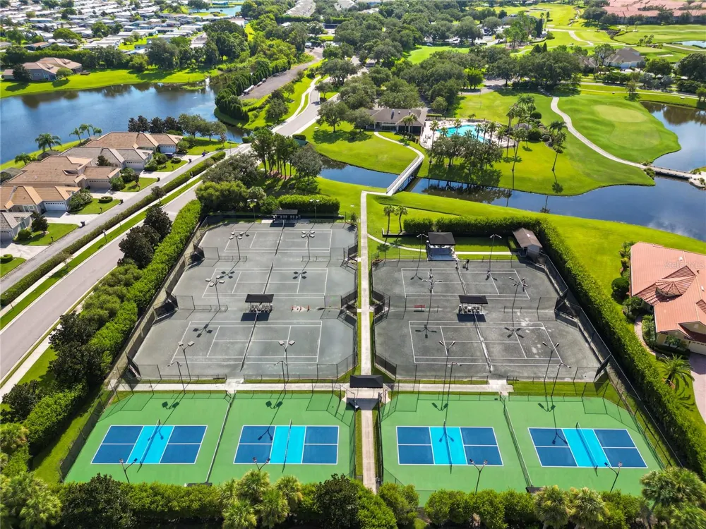 774 GRASSLANDS VILLAGE CIRCLE #88 Lakeland, FL 33803