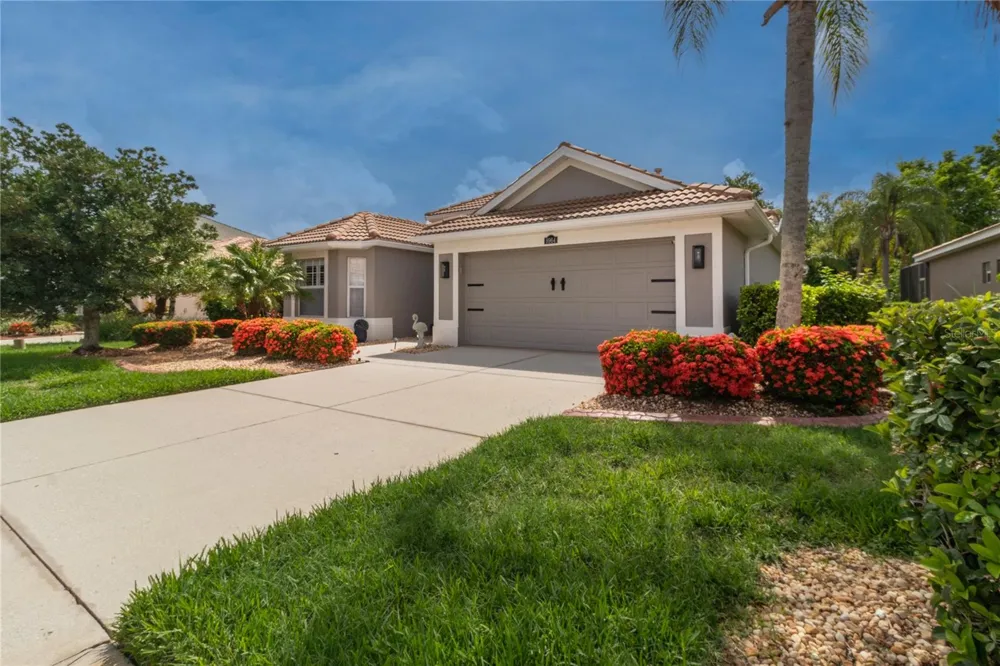 8964 STONE HARBOUR LOOP Bradenton, FL 34212