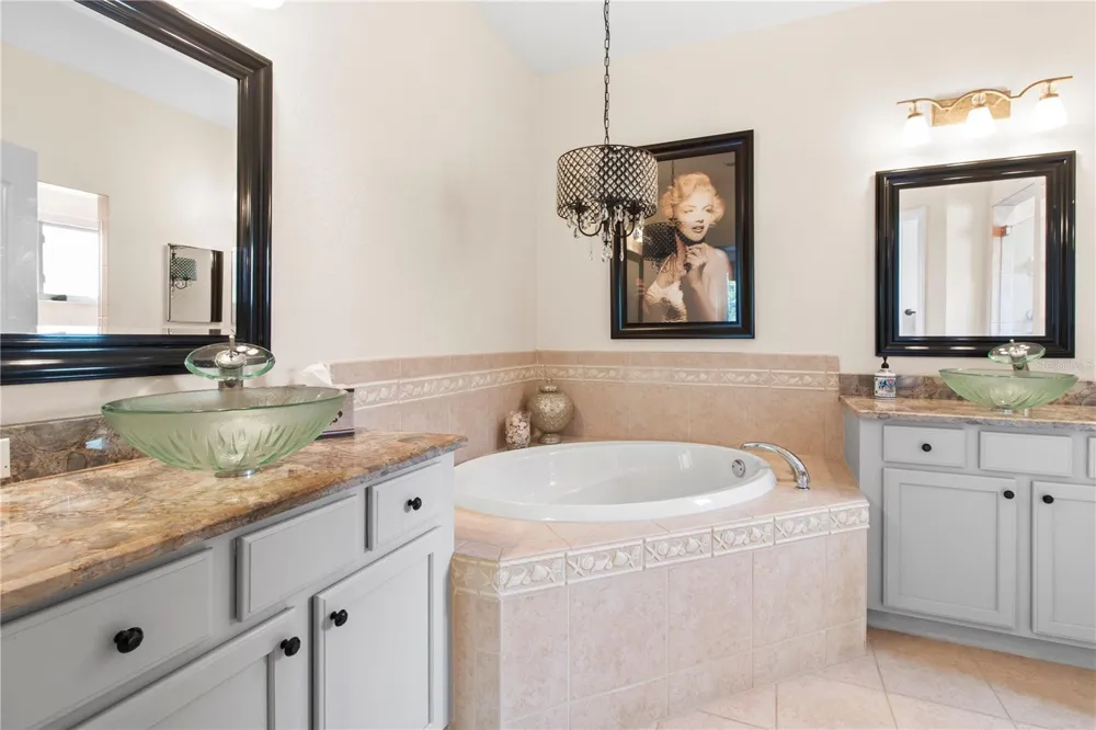 8964 STONE HARBOUR LOOP Bradenton, FL 34212