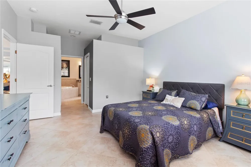 8964 STONE HARBOUR LOOP Bradenton, FL 34212
