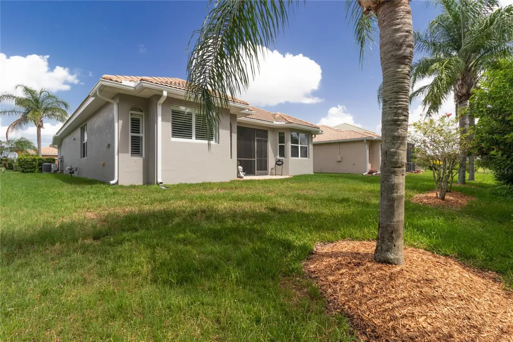 8964 STONE HARBOUR LOOP Bradenton, FL 34212