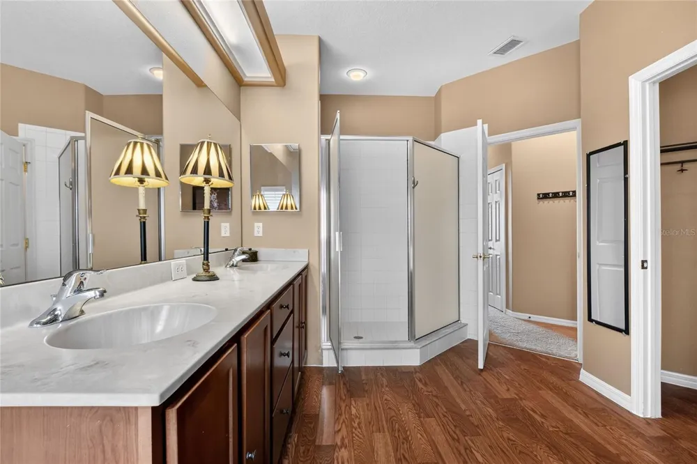 3933 SERENADE LANE Lakeland, FL 33811