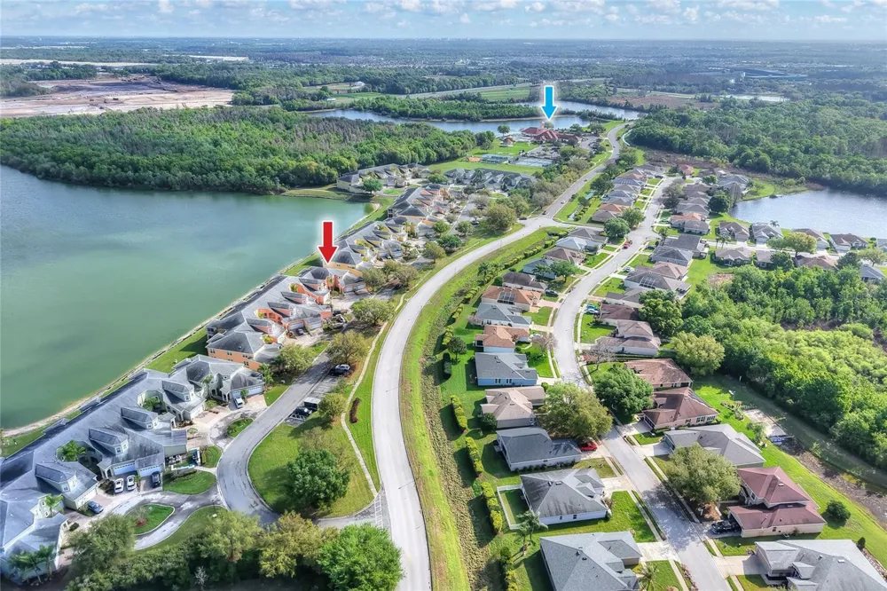 3933 SERENADE LANE Lakeland, FL 33811