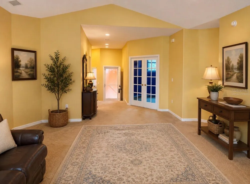 3933 SERENADE LANE Lakeland, FL 33811