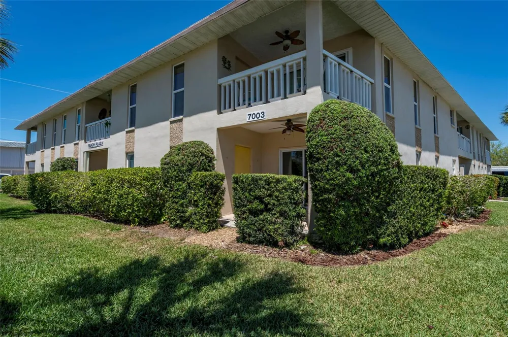7003 SUNSET WAY #3 St Pete Beach, FL 33706
