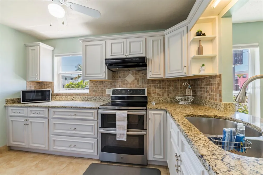 7003 SUNSET WAY #3 St Pete Beach, FL 33706