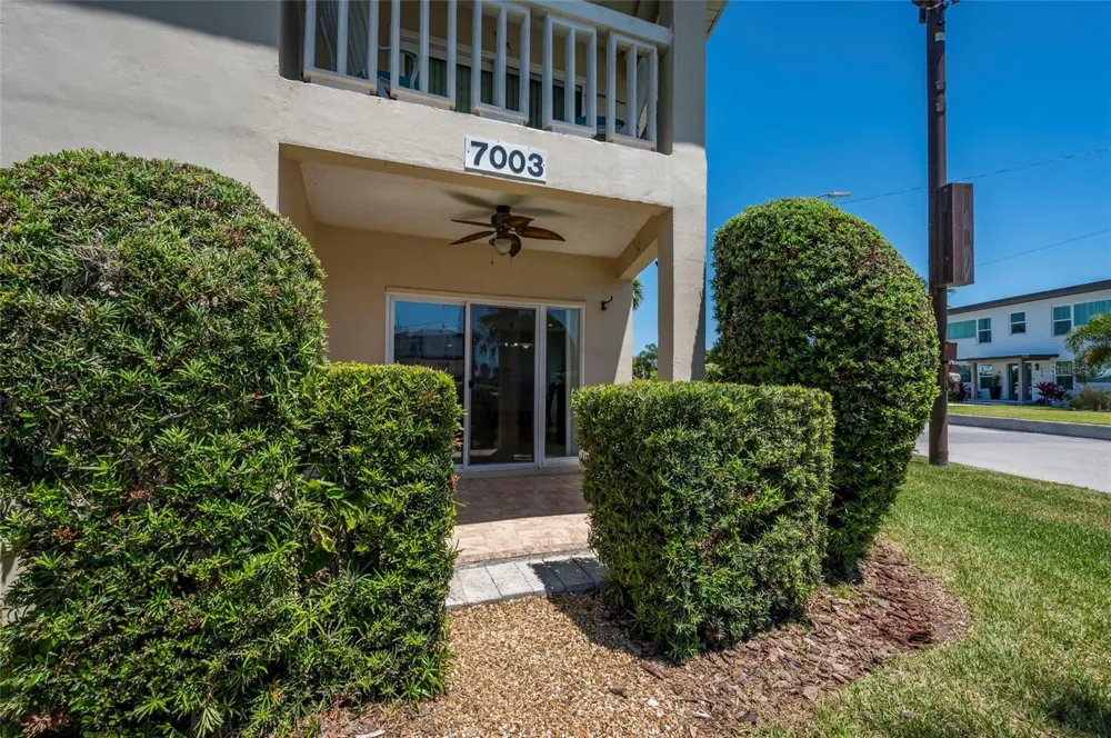 7003 SUNSET WAY #3 St Pete Beach, FL 33706