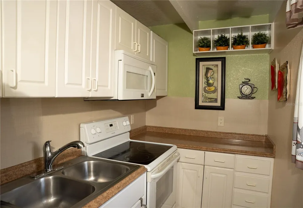 1511 CLUB CIRCLE Lake Wales, FL 33854