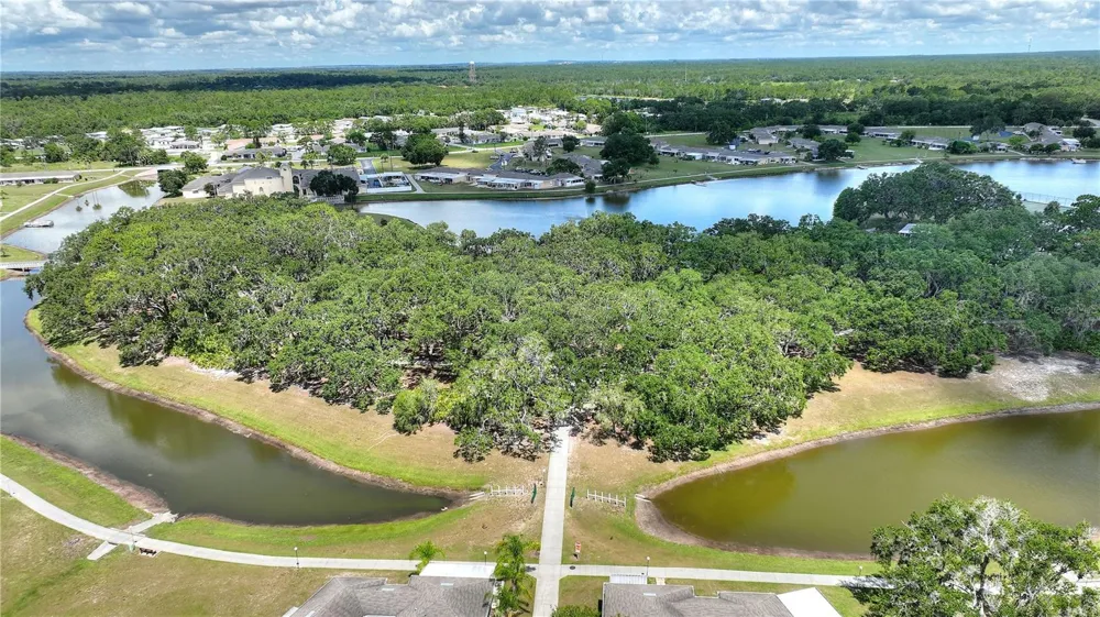 1511 CLUB CIRCLE Lake Wales, FL 33854