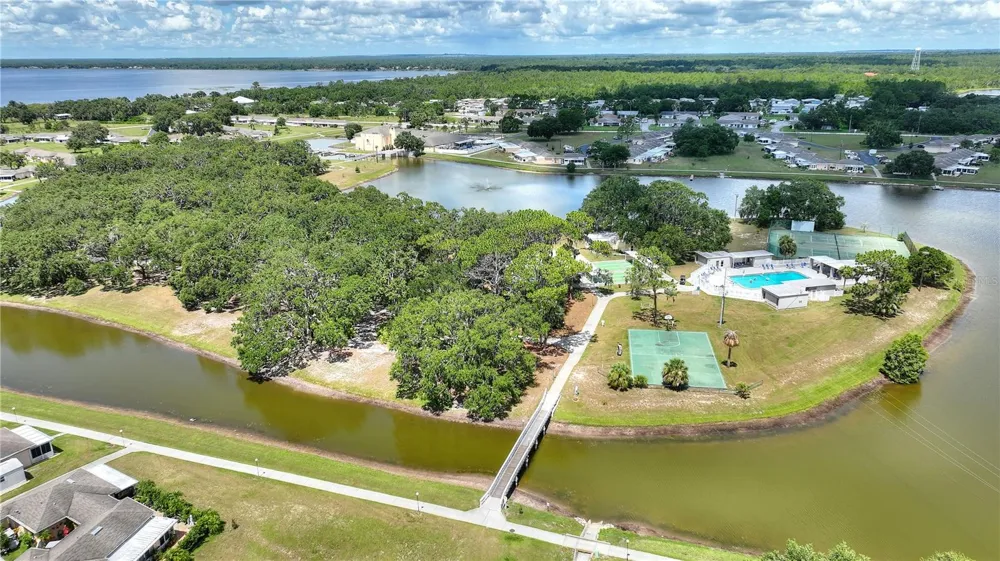 1511 CLUB CIRCLE Lake Wales, FL 33854