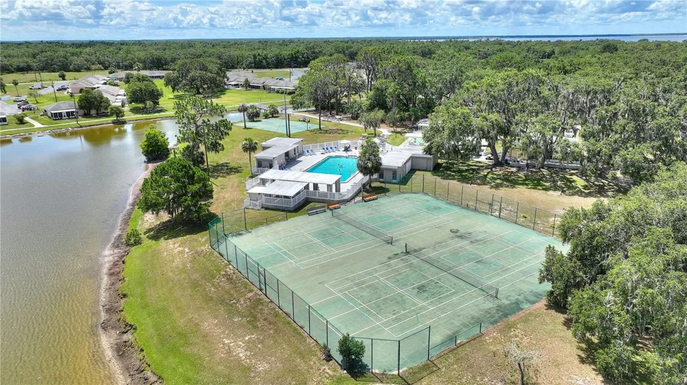 1511 CLUB CIRCLE Lake Wales, FL 33854