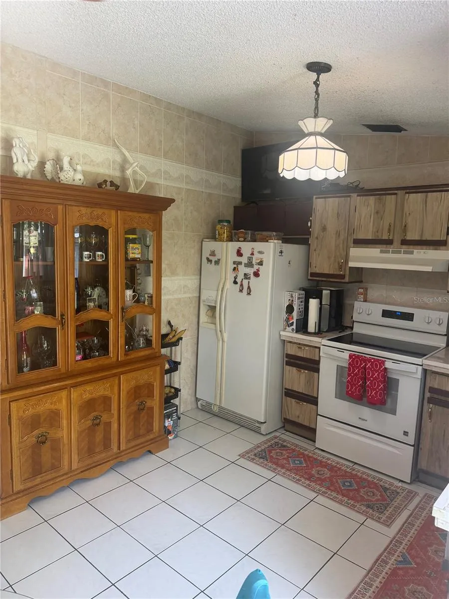 1304 DONWOODS LANE Royal Palm Beach, FL 33411