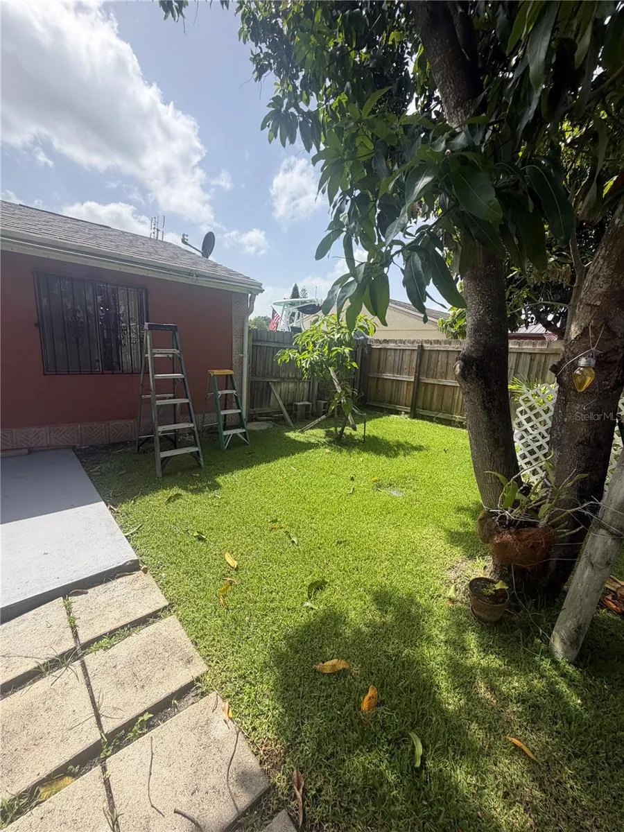 1304 DONWOODS LANE Royal Palm Beach, FL 33411