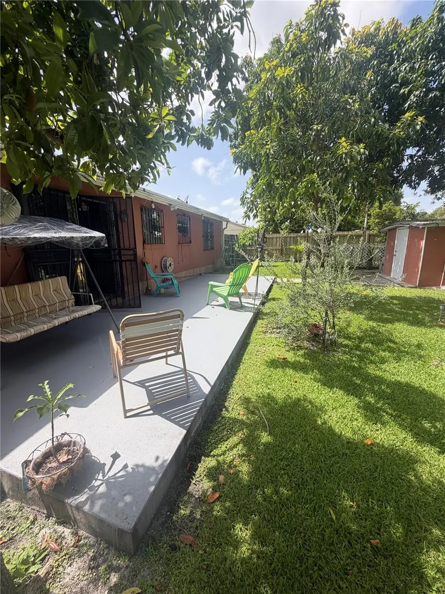 1304 DONWOODS LANE Royal Palm Beach, FL 33411
