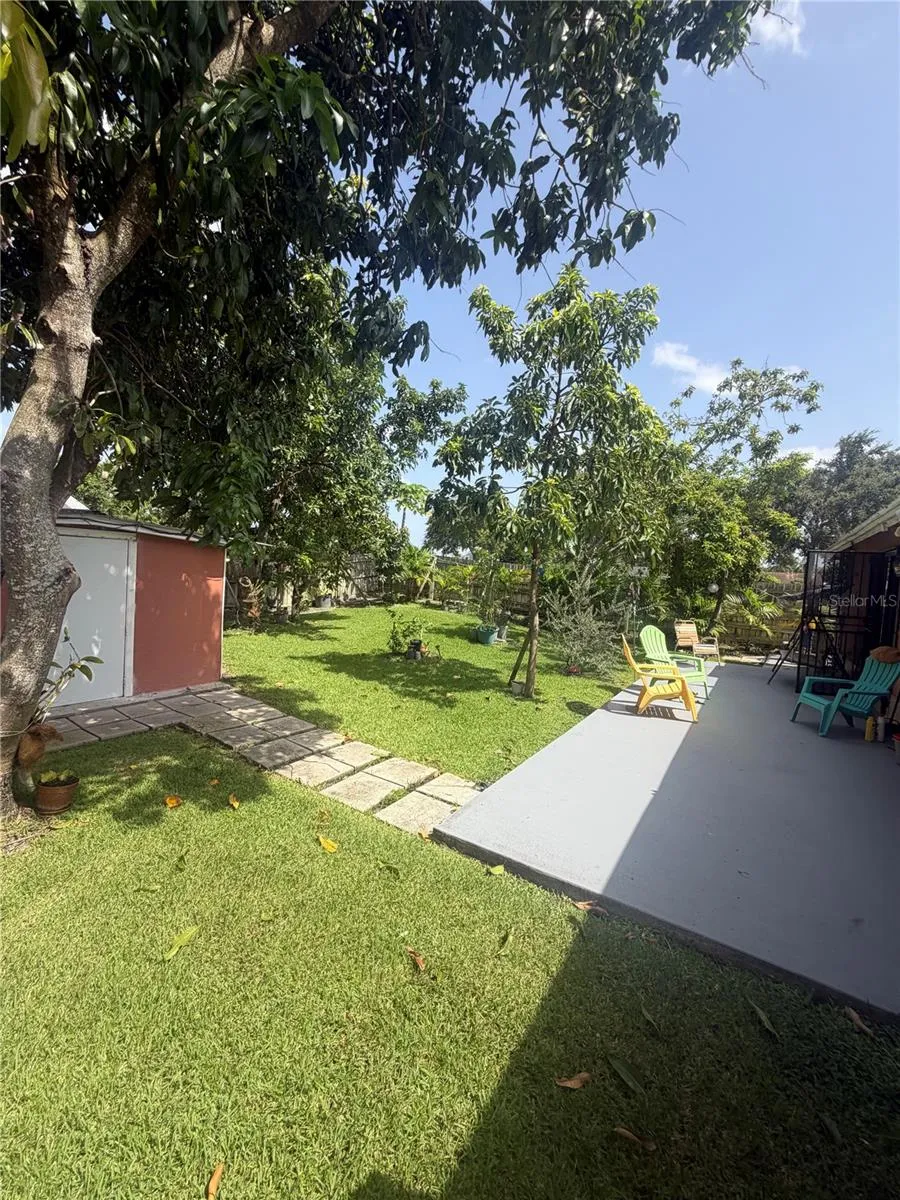 1304 DONWOODS LANE Royal Palm Beach, FL 33411