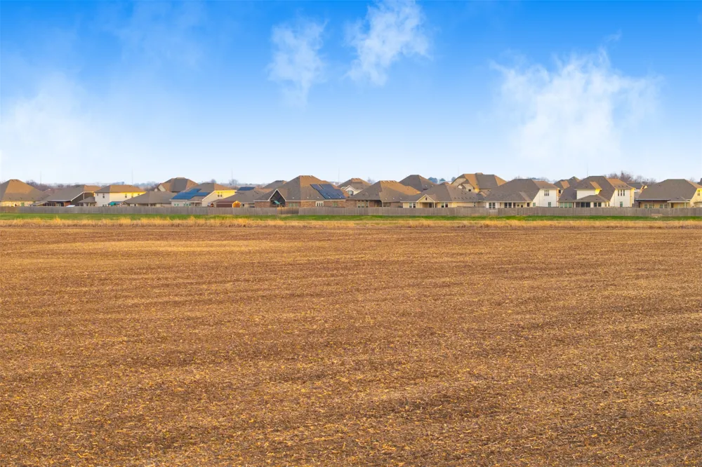 1501 County Road 132 Hutto, TX 78634