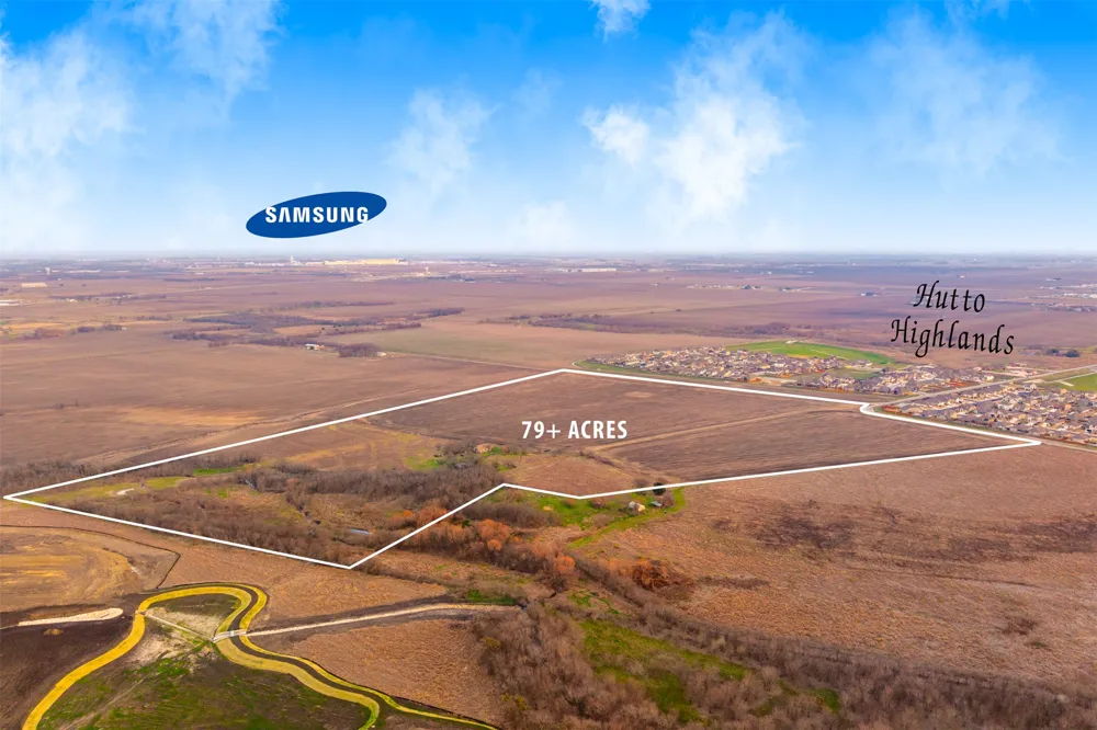 1501 County Road 132 Hutto, TX 78634