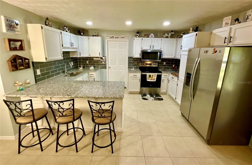 468 28TH WAY Melrose, FL 32666