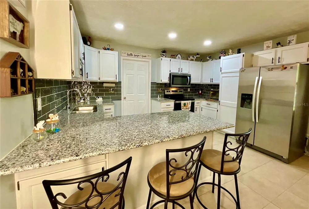 468 28TH WAY Melrose, FL 32666