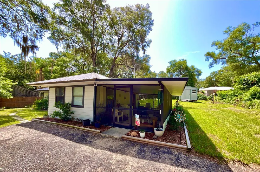 468 28TH WAY Melrose, FL 32666