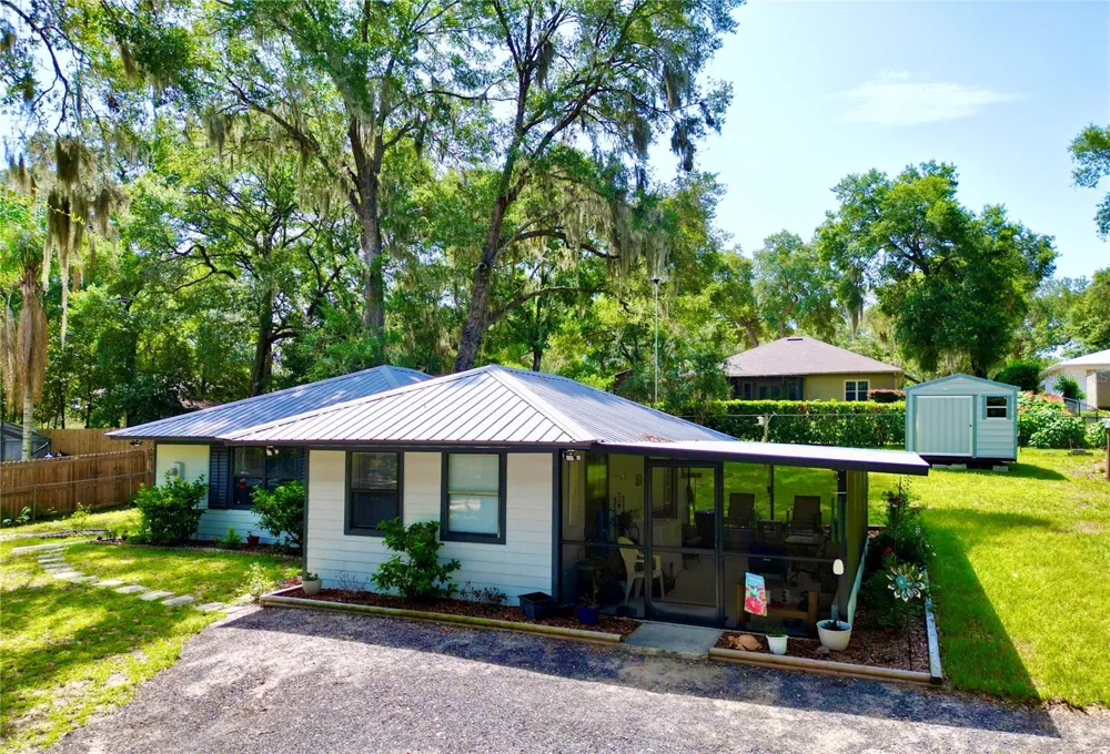468 28TH WAY Melrose, FL 32666