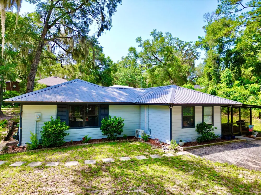 468 28TH WAY Melrose, FL 32666