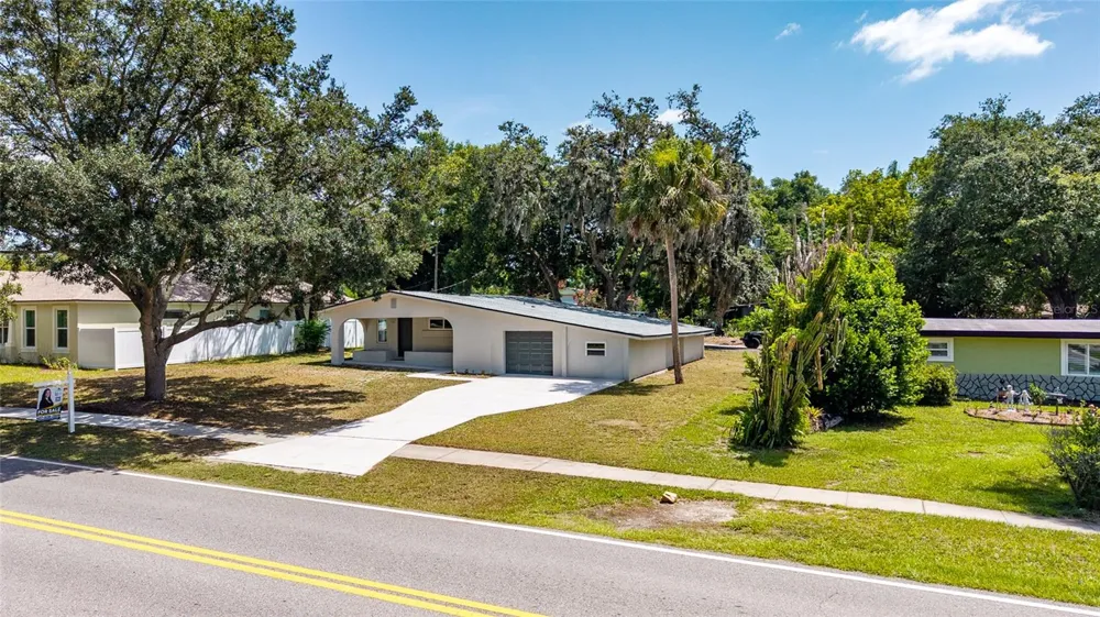 1375 LAKE DRIVE Casselberry, FL 32707