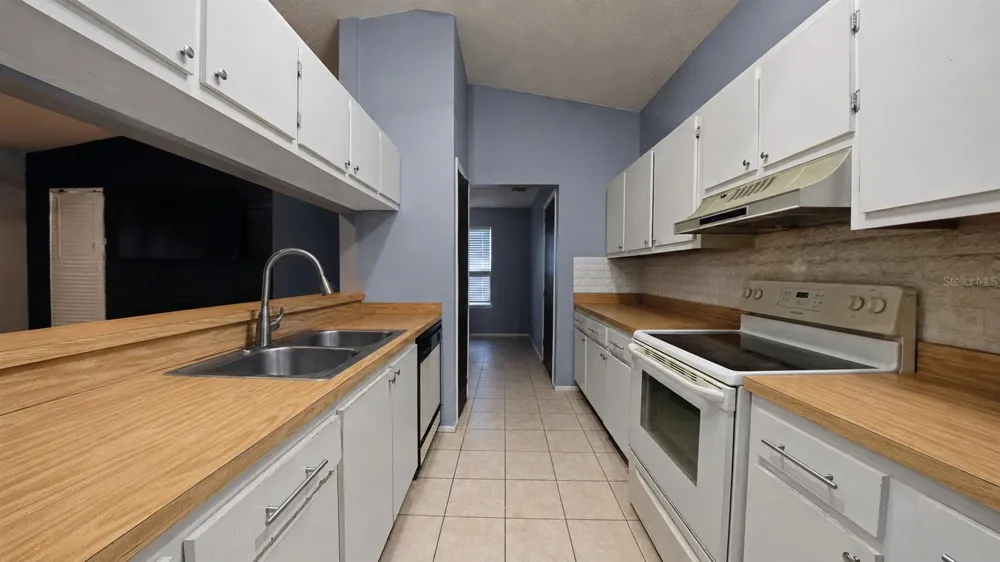 257 CLEMENS COURT Orlando, FL 32828