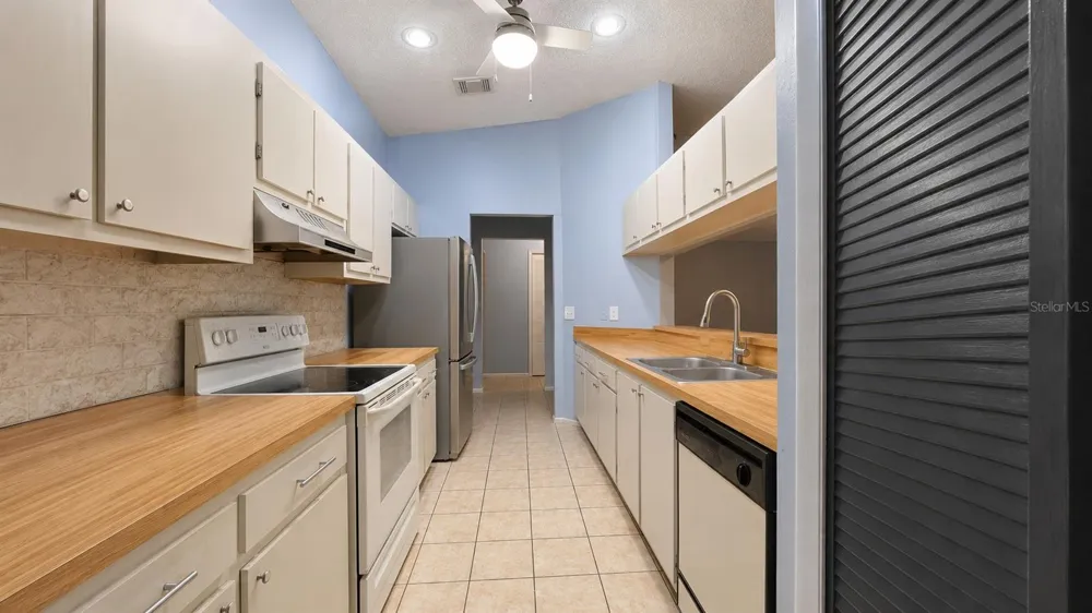 257 CLEMENS COURT Orlando, FL 32828