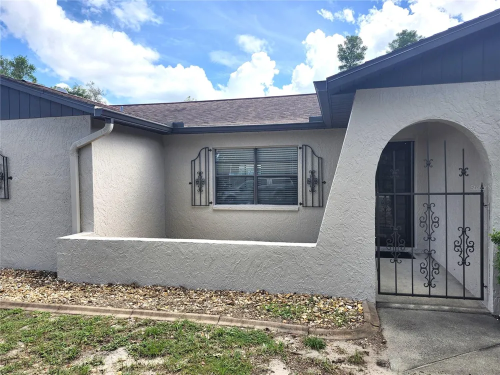 2354 DELTONA BOULEVARD Spring Hill, FL 34606