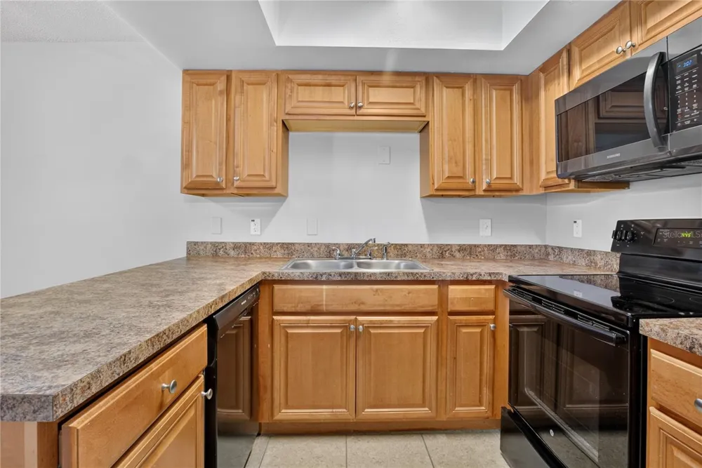 53 WINDTREE LANE #102 Winter Garden, FL 34787