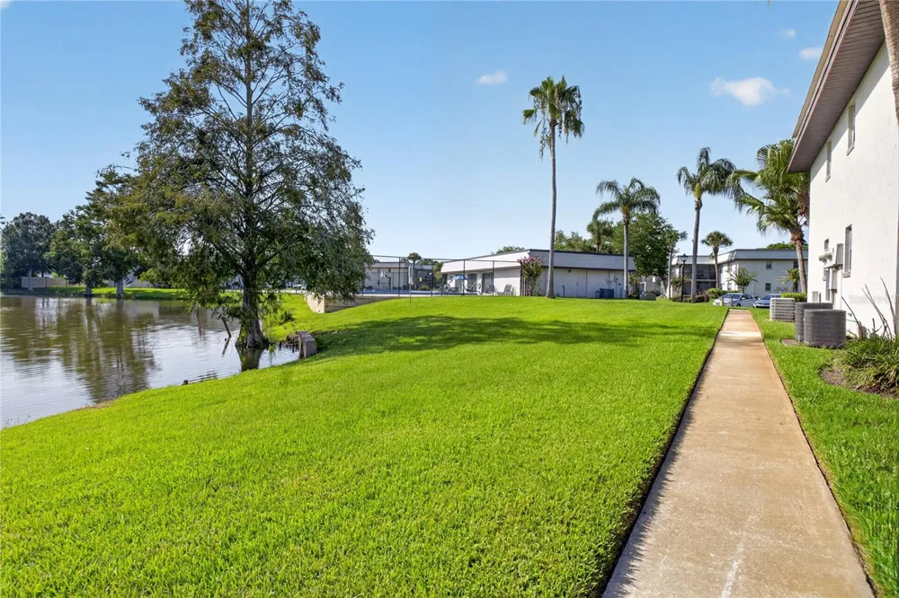 53 WINDTREE LANE #102 Winter Garden, FL 34787