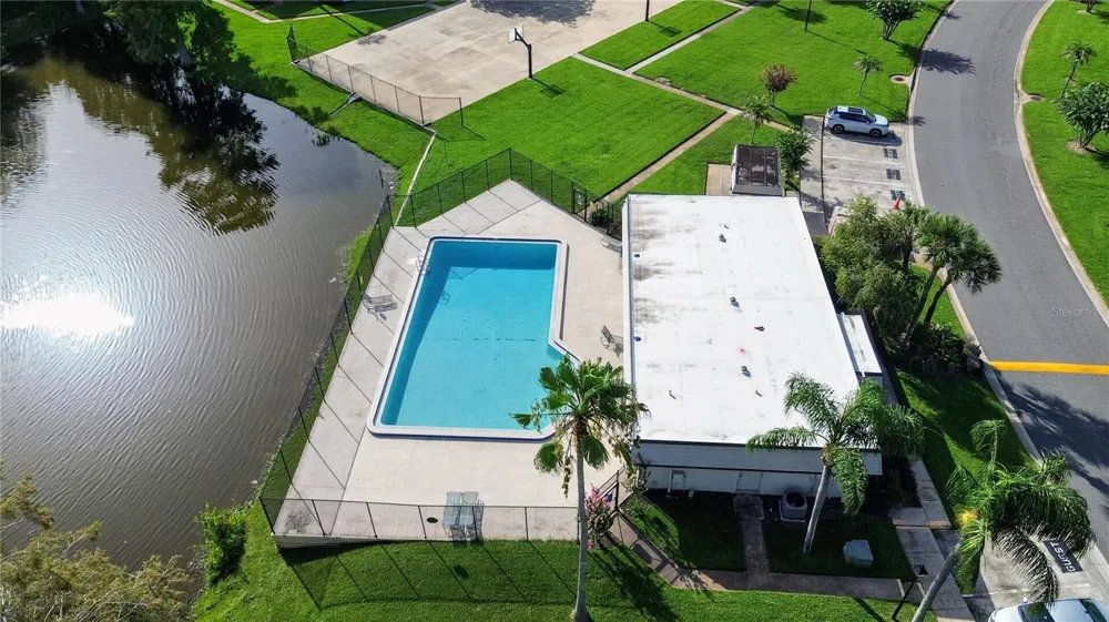 53 WINDTREE LANE #102 Winter Garden, FL 34787